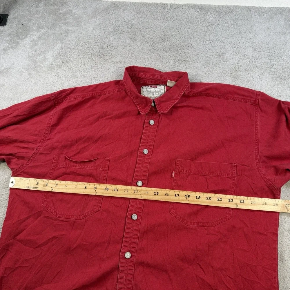 Levis spot sleeve